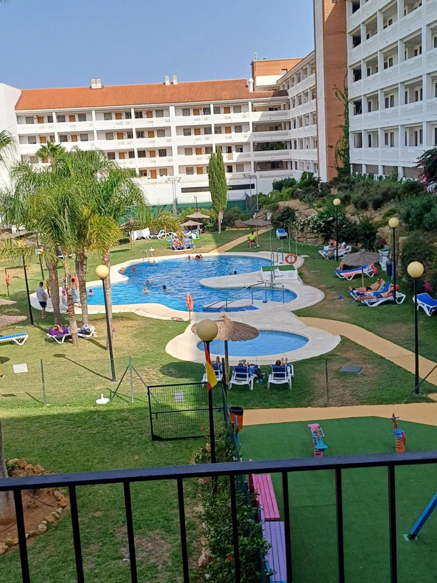 Apartamento Junto A La Playa Zona Tranquila Manilva Ngoại thất bức ảnh